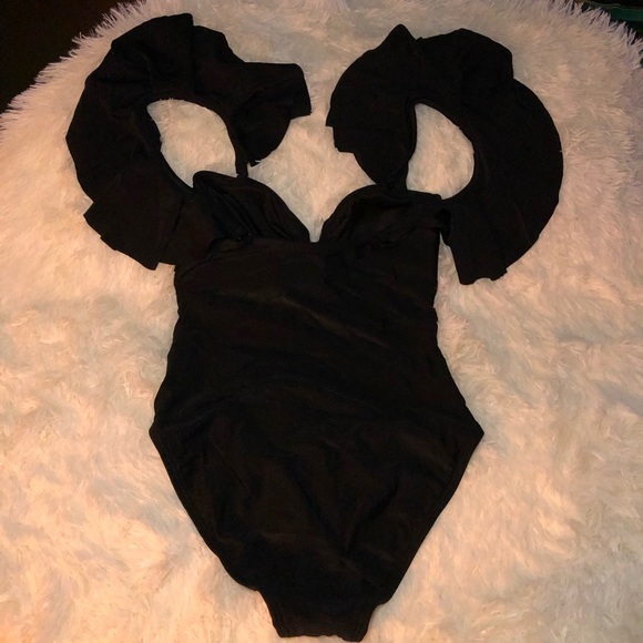 VENUS Black Ruffled One Piece Swimsuit size 4 - Picture 9 of 14